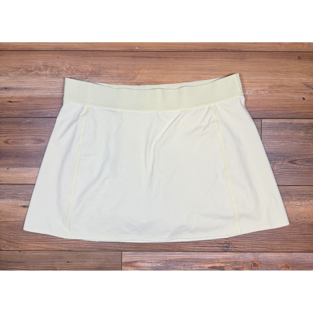 TnAction Aritzia Women Large Pale Lime Yellow Athletic Tennis Skort with Pockets